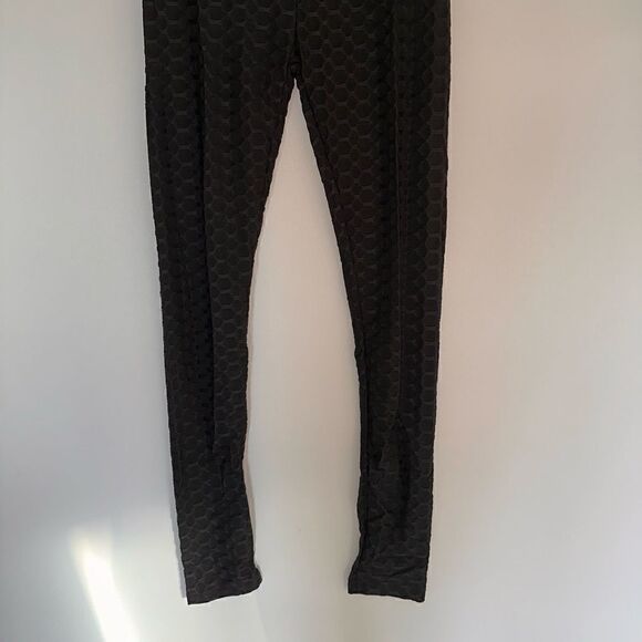 Black two piece honeycomb active set - Picture 5 of 9